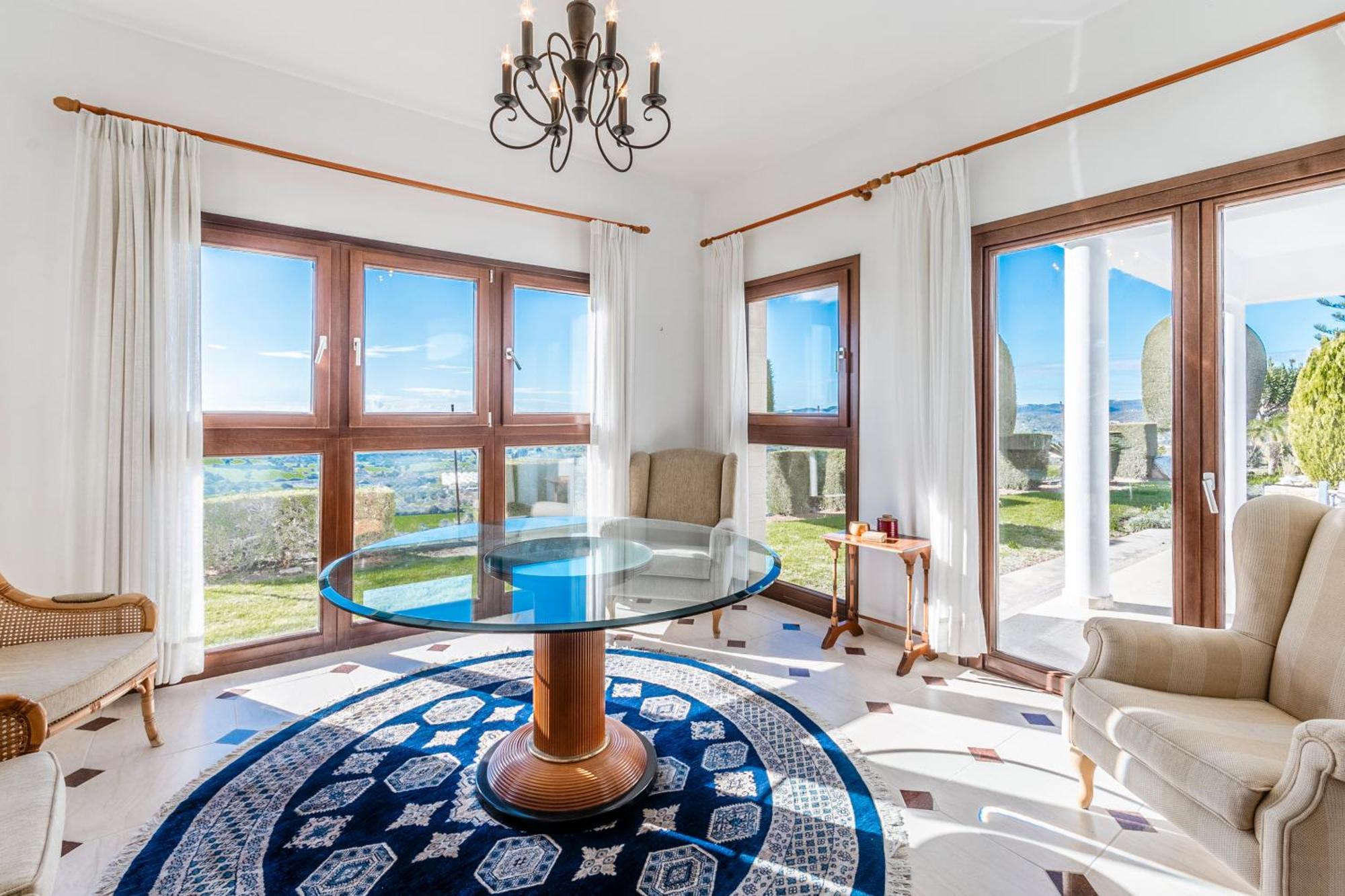 Mountain View 6 Bed Mansion With Private Padel Court, Pool & Gym Villa *