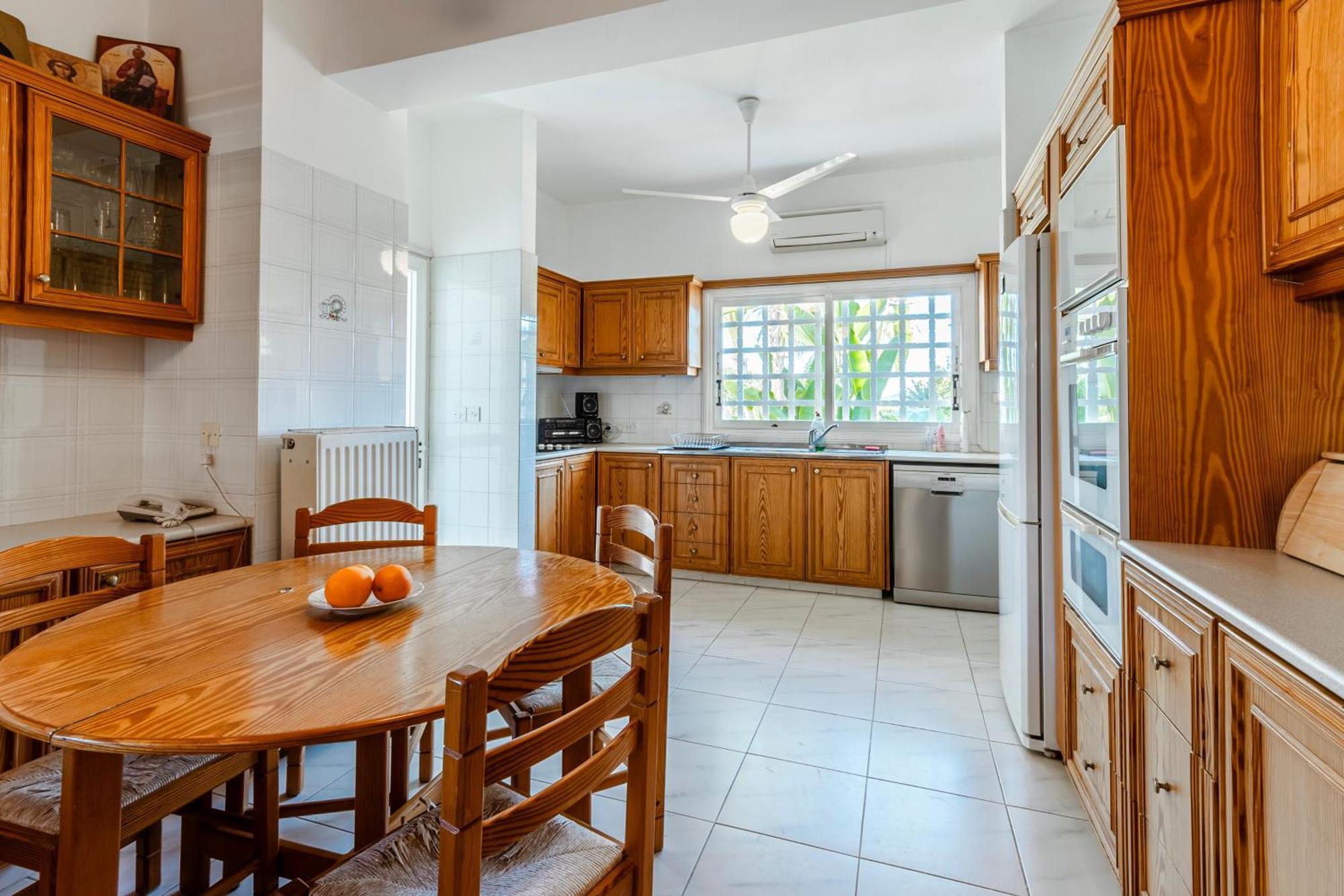 Mountain View 6 Bed Mansion With Private Padel Court, Pool & Gym * Larnaca
