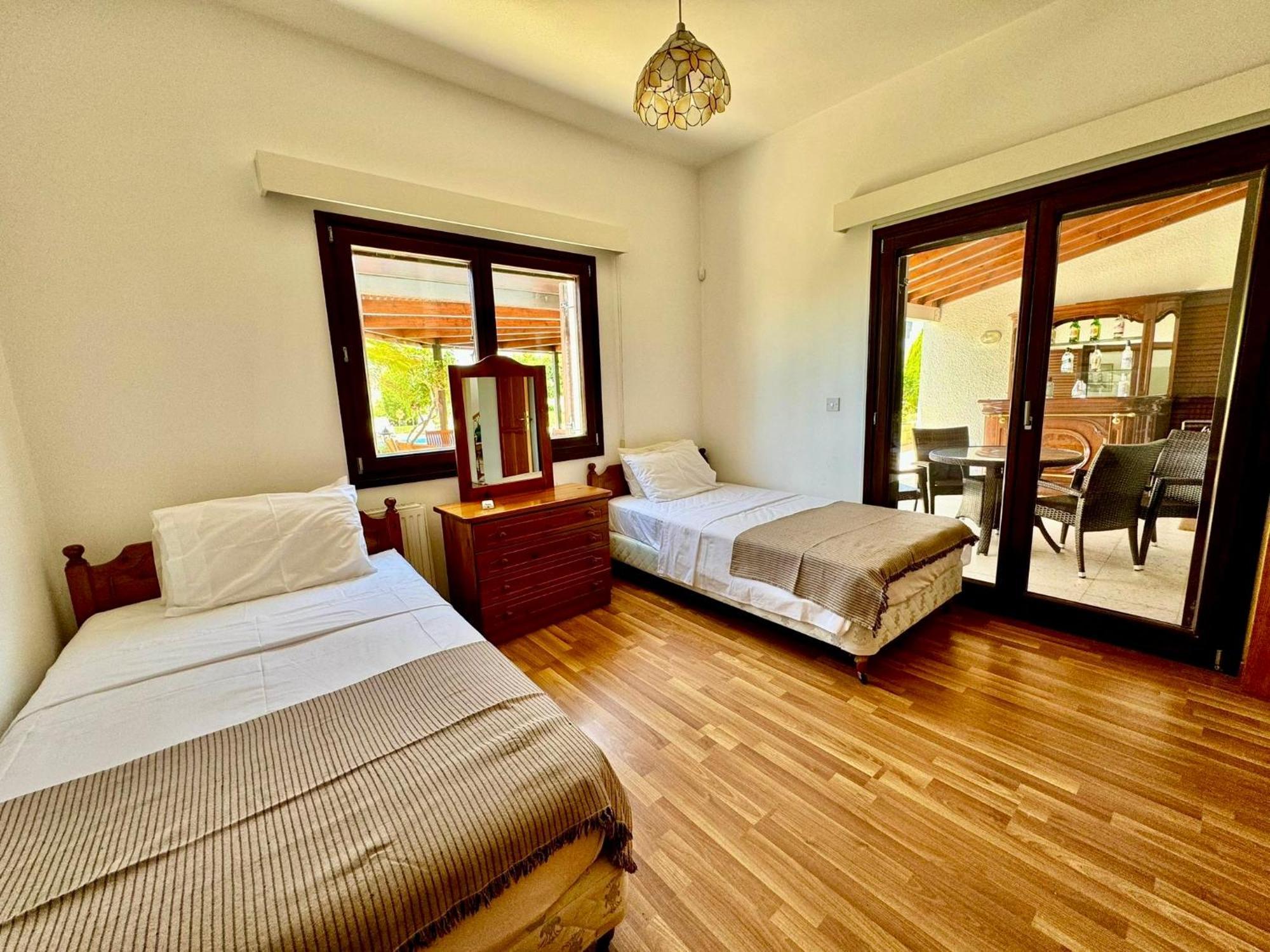 Mountain View 6 Bed Mansion With Private Padel Court, Pool & Gym Villa Larnaca